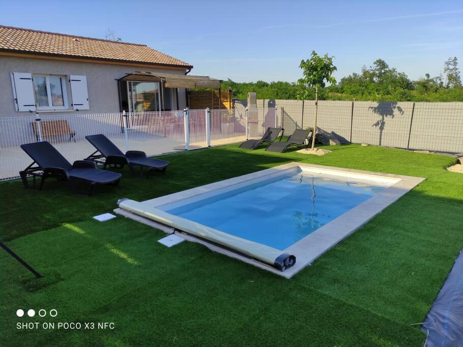 En Ardeche, Gite L'Odyssee Climatise Avec Sa Piscine Privee Et Chauffee Жуаез Екстер'єр фото